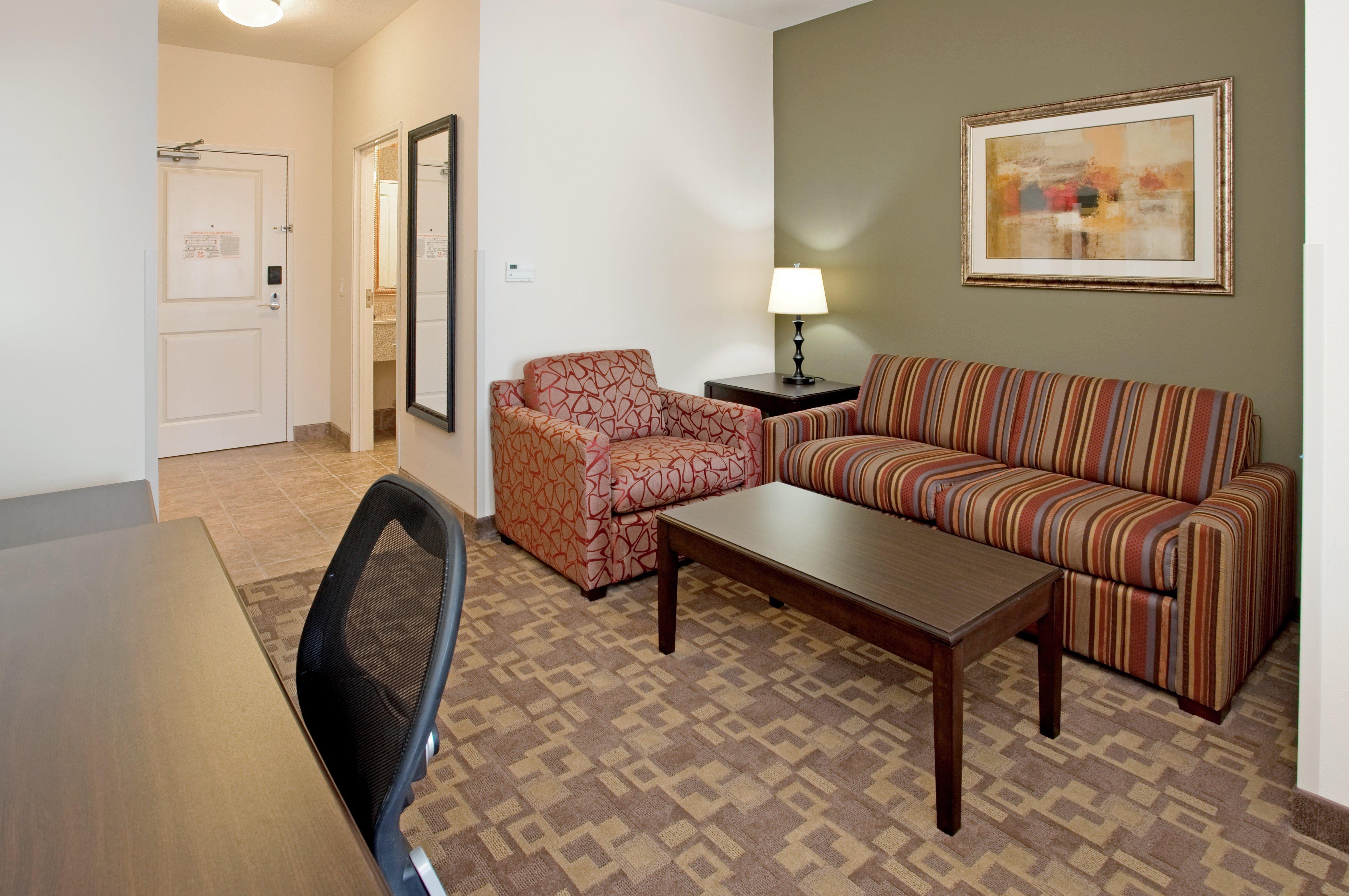 Holiday Inn Express & Suites North Topeka Intérieur photo